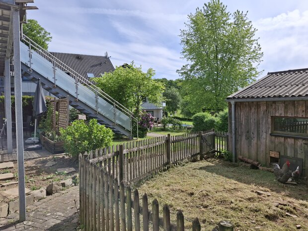 Garten und Hühnerstall von Noh Bieneen